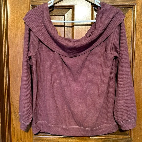 Cozy Rib Long Sleeve Off The Shoulder Top - Picture 2 of 3